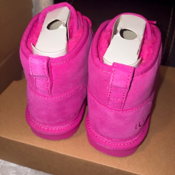 NWT UGG Bright Pink neumel Ankle Boots kids 5 woman’s 7 - Picture 5 of 6